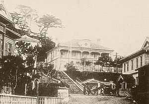 ���R�̎���